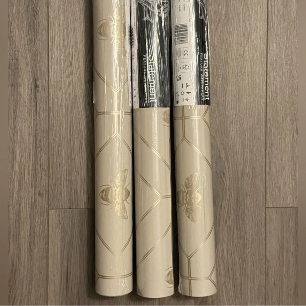 Holden Honeycomb bee green metallic wallpaper 3 rolls: 56 sq ft each